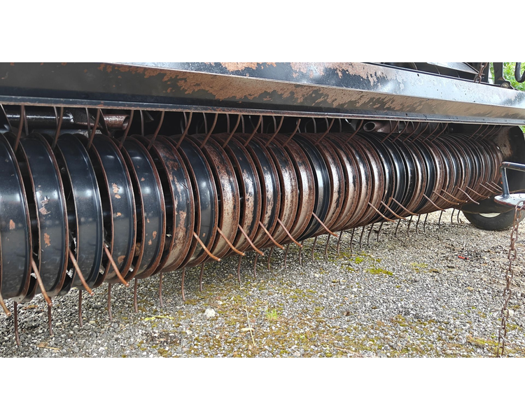 New Holland RB 180  super feed