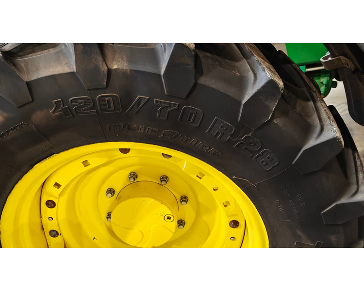 John Deere 6125R AutoQuad