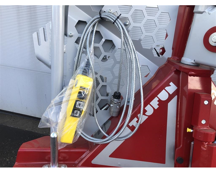 Tajfun 45AHK MED FJERNSYRING  RING TIL ANDERS PÅ 30559780