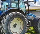 New Holland TM150
