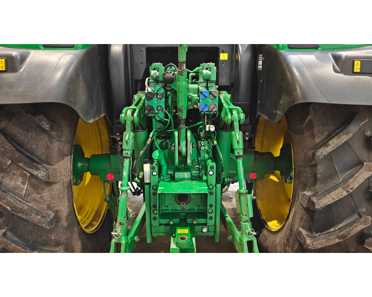 John Deere 6125R AutoQuad