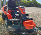 Husqvarna R214TS MED SERVOSTYRING