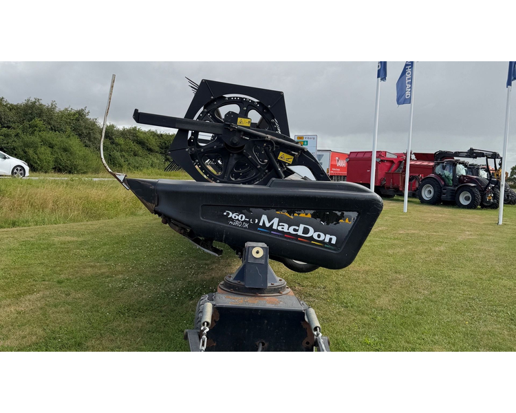 Macdon D60 D60