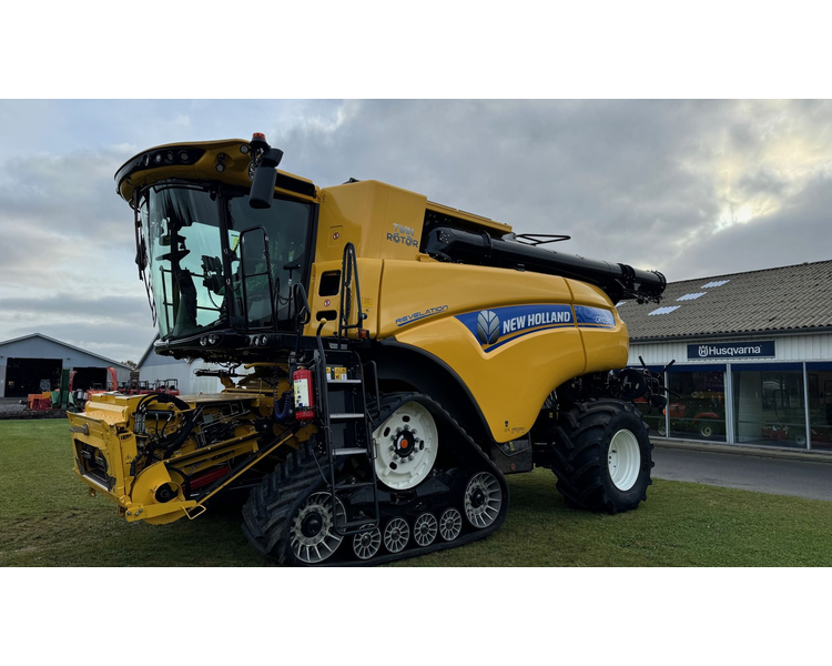 New Holland CR10.90