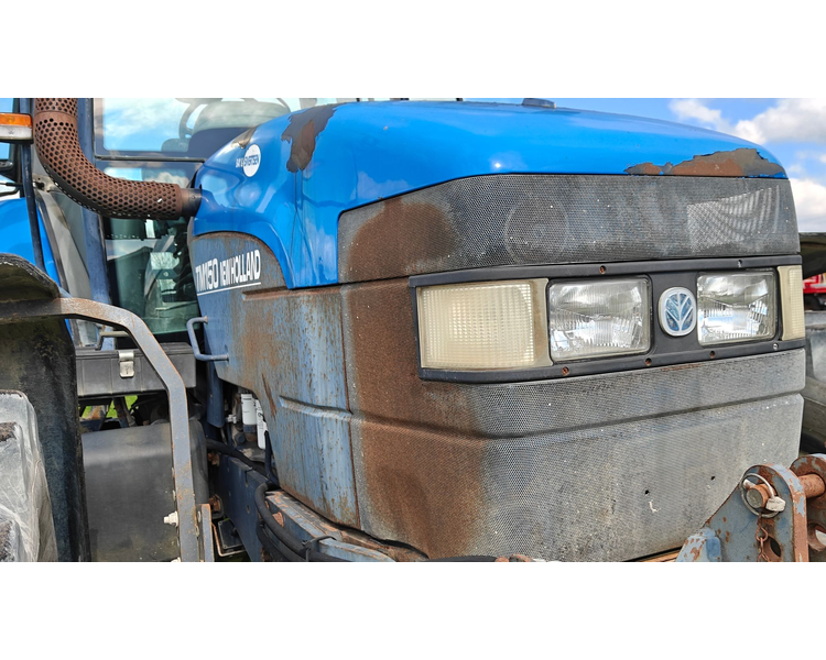New Holland TM 150
