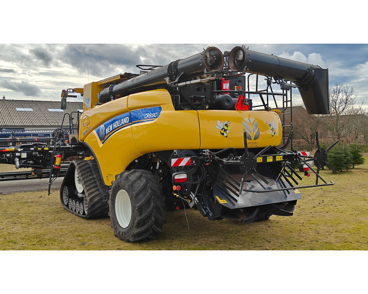 New Holland CR9.90