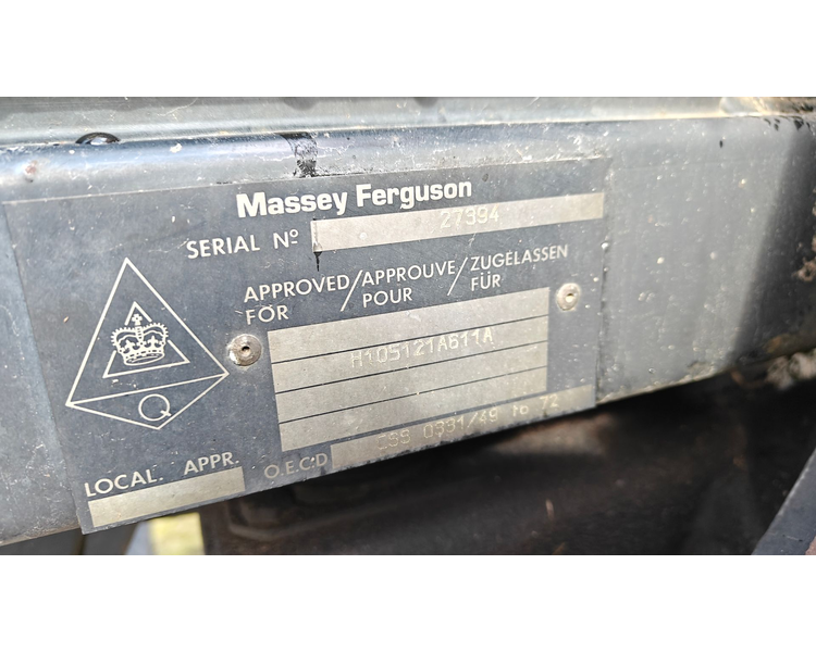 Massey Ferguson 8110