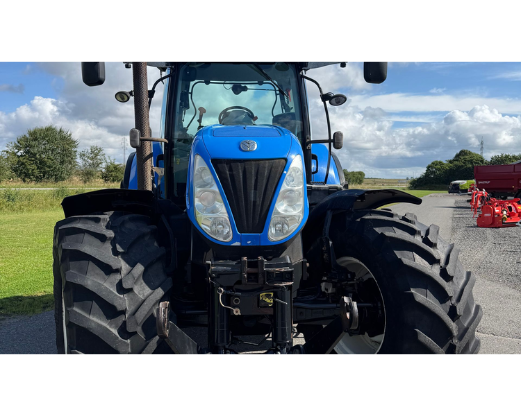 New Holland T7.260