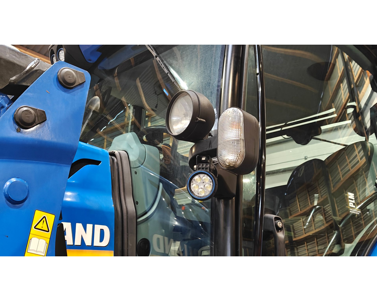 New Holland T7.175 AC !!! På vej ind !!!