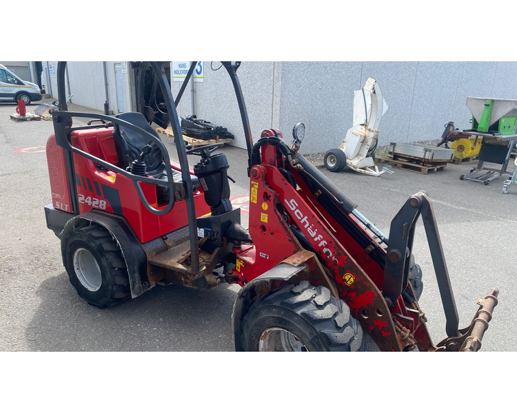 Schäffer 2428 SLT