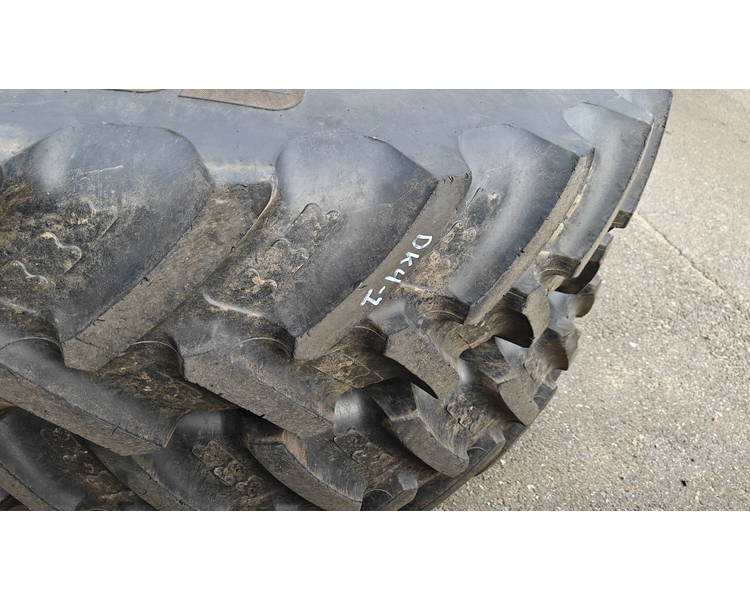 sprøjtehjul 380/90R46 - 270/95R36 XXX New Holland T7.170