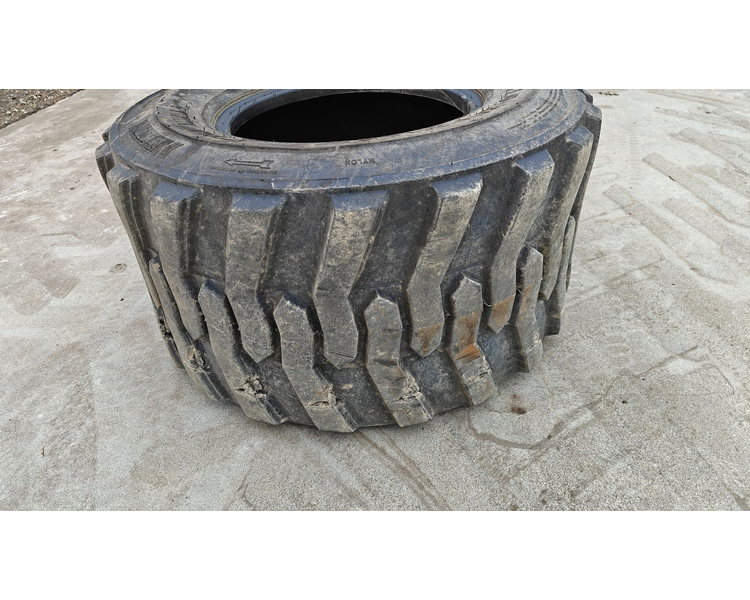 H. D. RIM GAURD 31x15.5-15 XXX