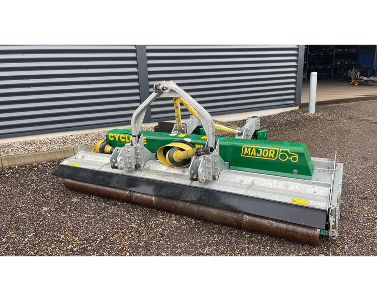 Major Cyclone MJ31-280 Frontmonteringsudstyr