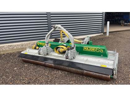 Major Cyclone MJ31-280 Frontmonteringsudstyr