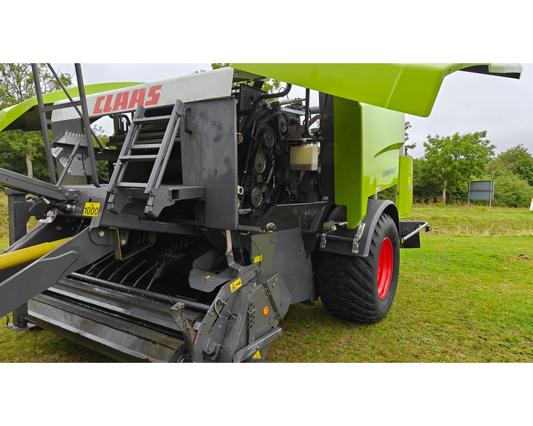CLAAS Rollant 455 UNIWRAP