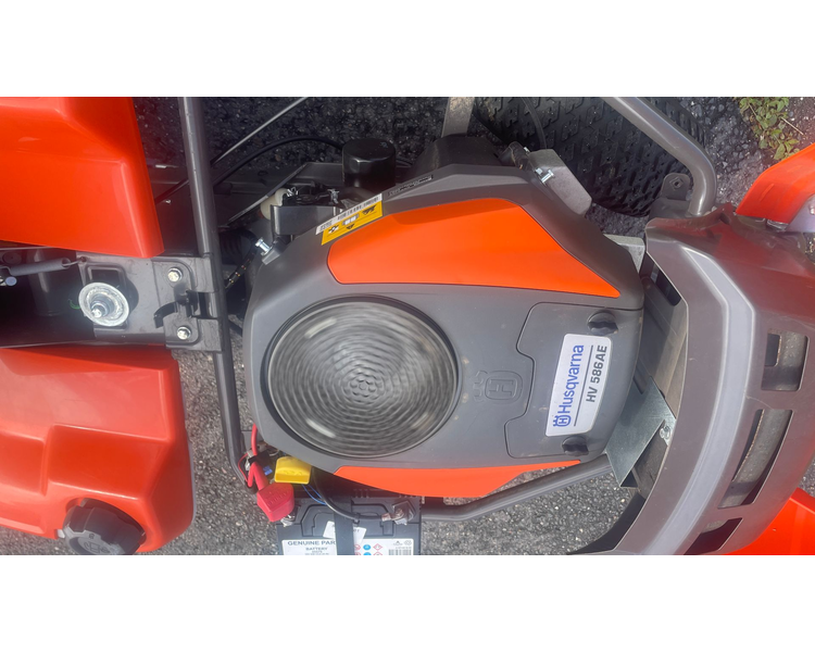 Husqvarna R216T Awd 103cm