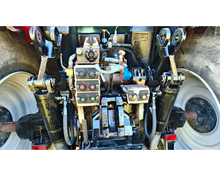 Massey Ferguson 8220 powerControl Xtra