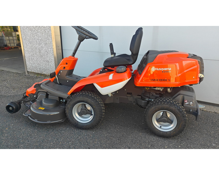 Husqvarna R214TC. inkl. 103cm klipperdæk