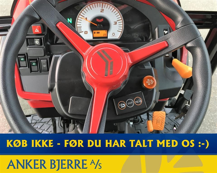 Yanmar YT 235H 4WD inkl. frontlift med PTO og 130 cm GMR fejemaskine