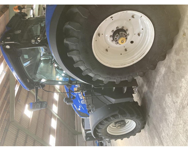 New Holland T7.315 Auto Command M/GPS