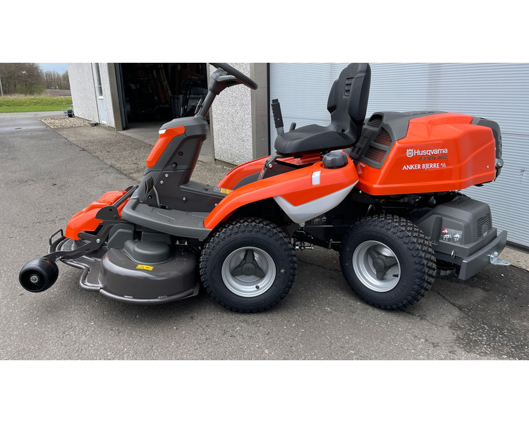 Husqvarna R216Ts Awd inkl. 103cm klipper - NY MODEL