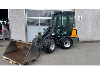 Giant D337T X-tra. Inkl. Skovl og pallegafler