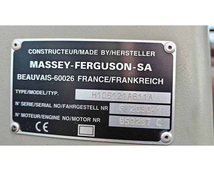 Massey Ferguson 8110