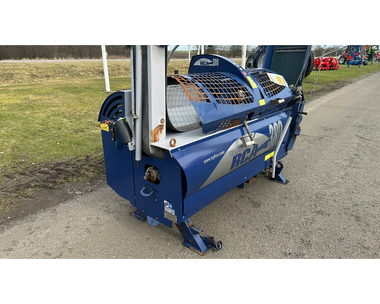 Tajfun RCA 380 RCA 380