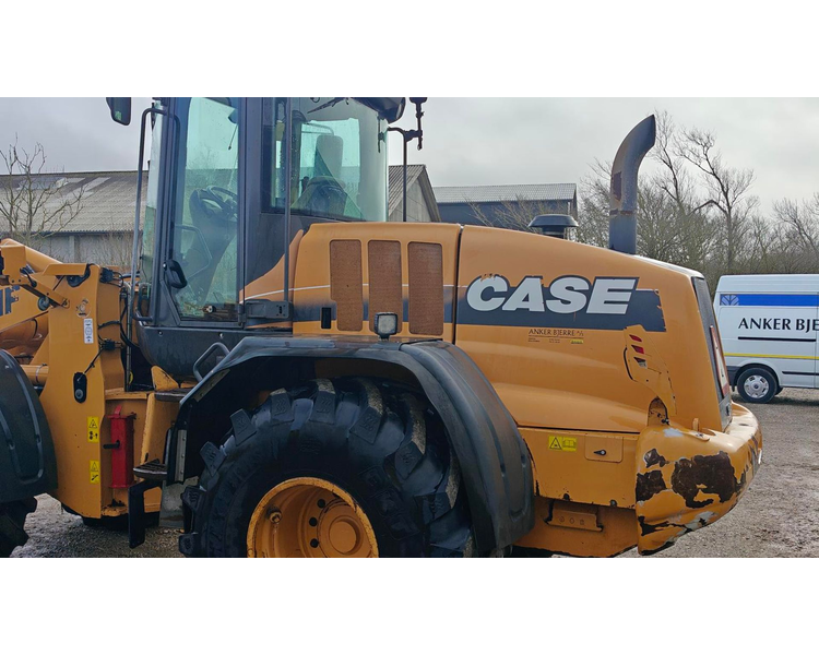 Case 721F