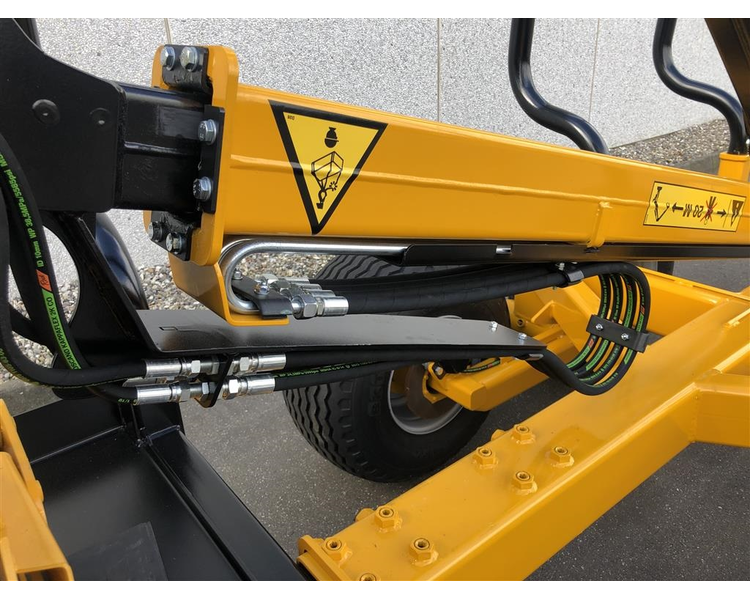 Moheda M101   -   M40 KONGEN AF SKOVVOGNEN