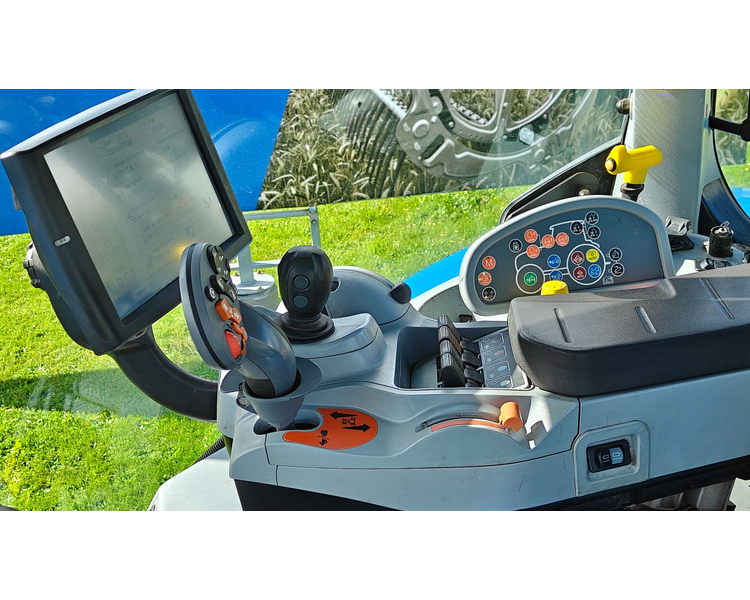 New Holland T7.170