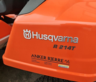 Husqvarna R 214T - 103cm klippebord OBS: inkl. 103cm klippebord