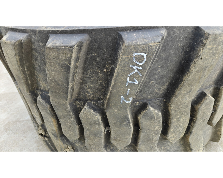 H. D. RIM GAURD 31x15.5-15 XXX