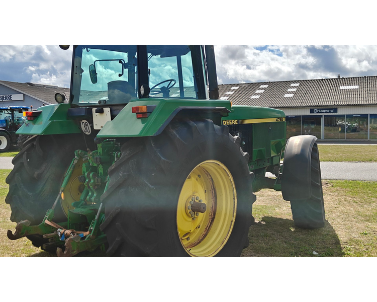 John Deere 4755