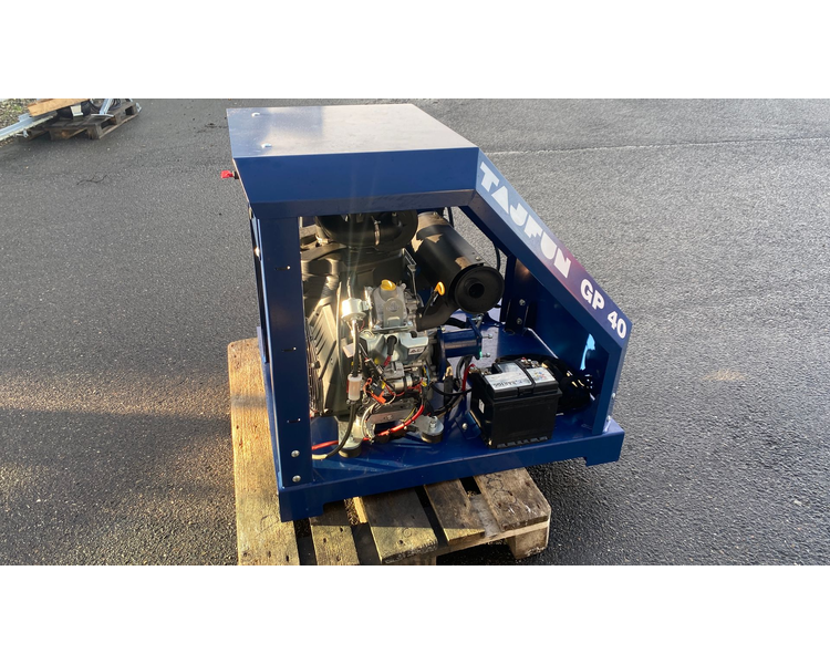Tajfun GP 40 Benzin motor Demo