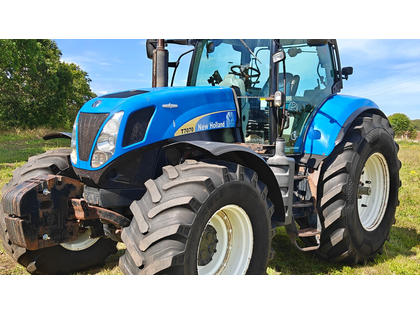New Holland T7070 AutoCommand