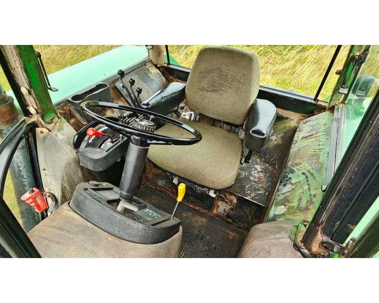 John Deere 4755