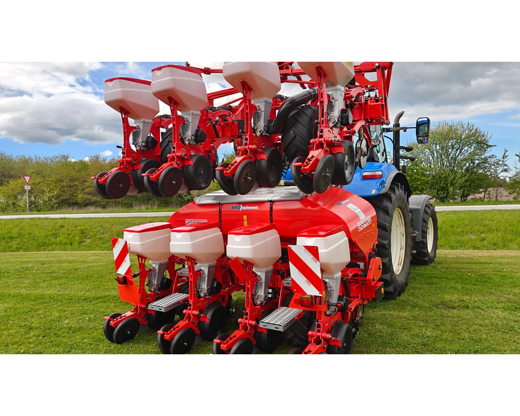 Maschio Gaspardo Mirka Isotronic 8