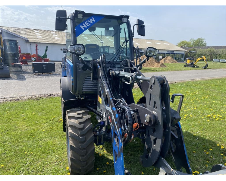 New Holland W40X el ring for info og tilbudnyhed fra new