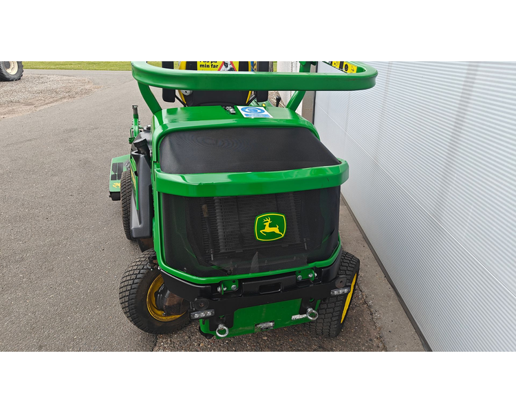 John Deere 1550 TerrainCut