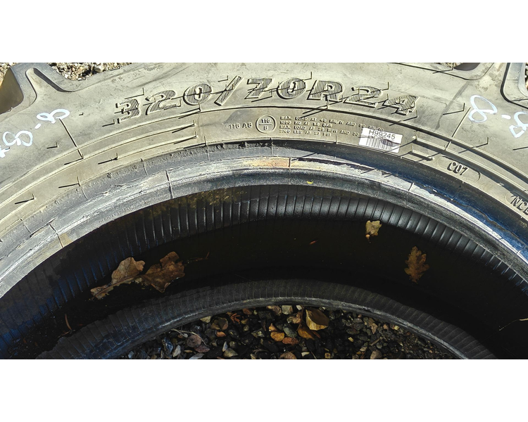 Goodyear 320/70R24 XXX