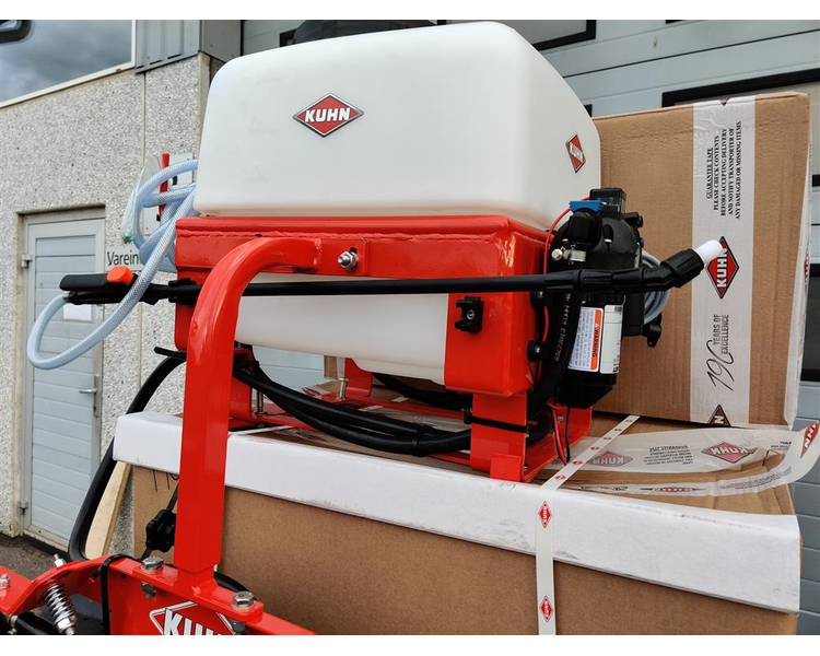 Kuhn Evolis Q50 med lanse og to meter bom