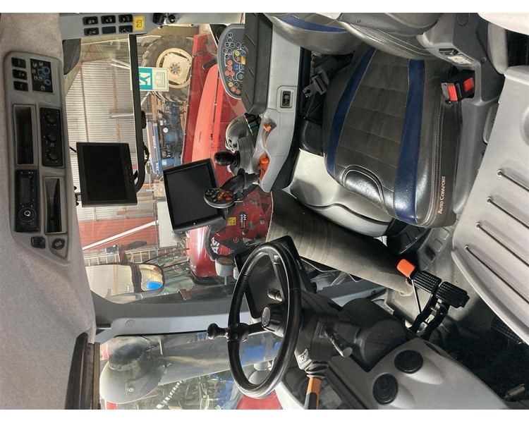 New Holland T7.315 Auto Command M/GPS