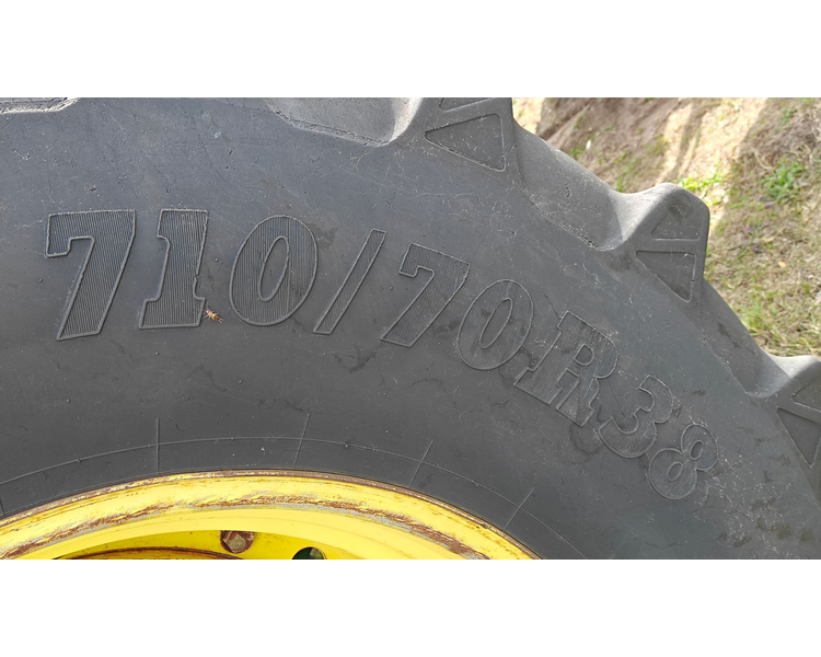 John Deere 4755
