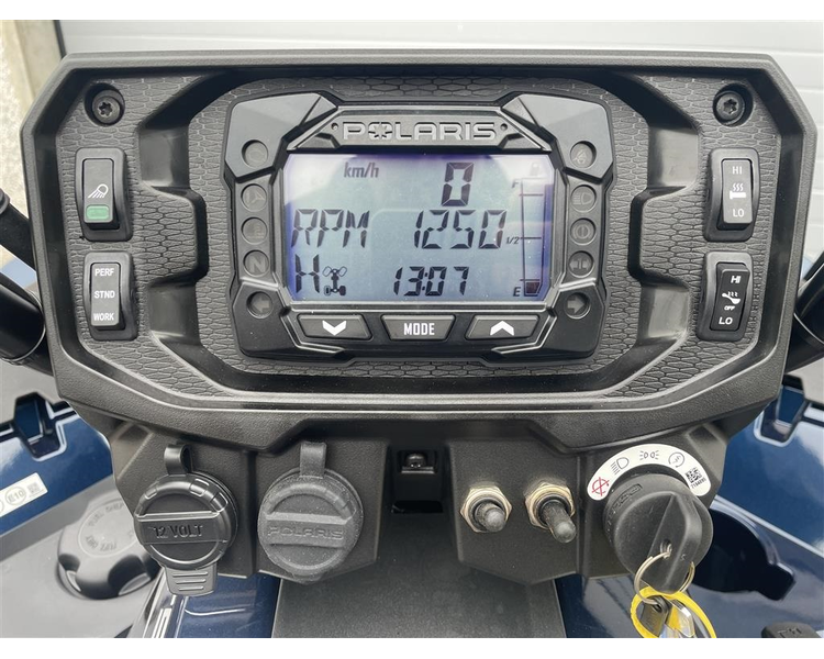 Polaris Sportsman XP 1000 S T3 traktor - Inkl. strømudtag og håndtagsvarme