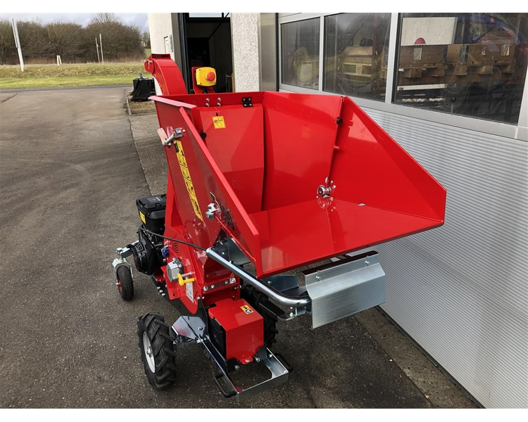 TP 100 MOBIL MED HYDRAULSIK MOWER / TILBUD SPAR 19.499,-