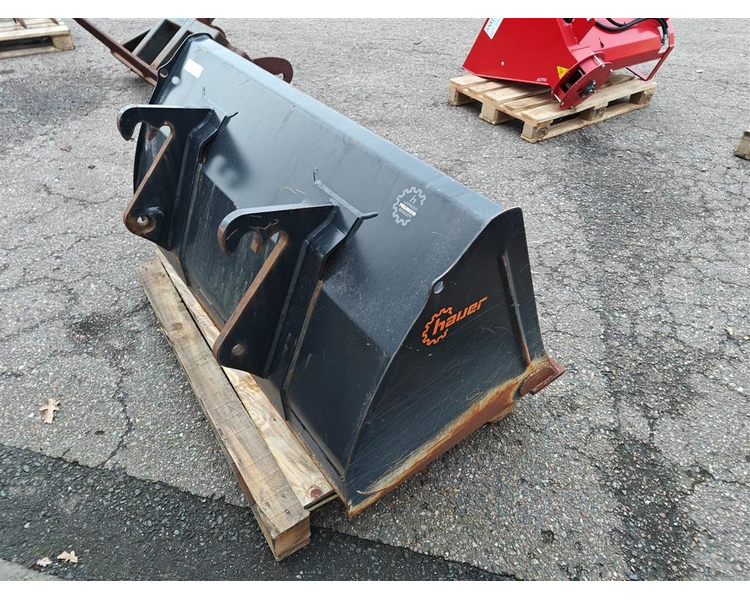 Schäffer Skovl 140 cm m. krogbeslag