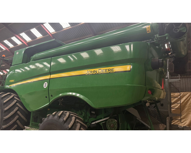 John Deere S680i
