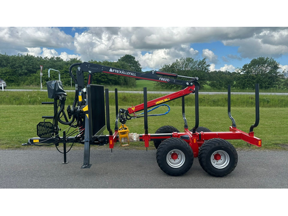 FTG-Källefall FB90 / FB63Ts FTG FB90 skovvogn med 63m kran