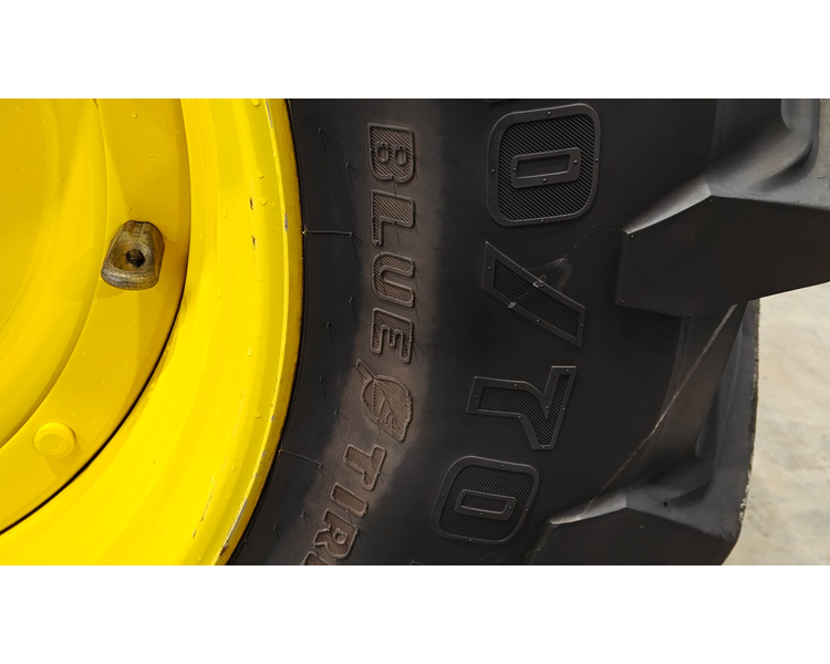 John Deere 6125R AutoQuad